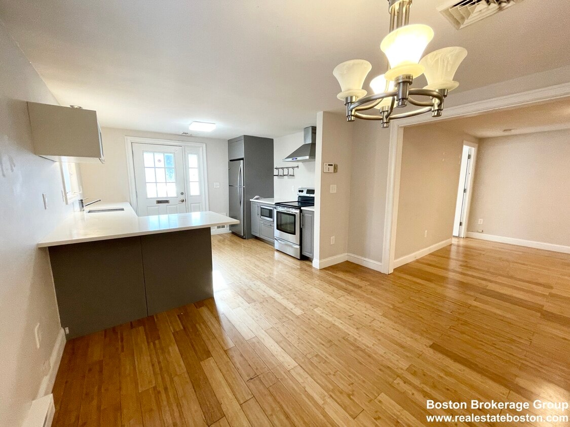 Photo - 114 Buttonwood St (Boston, MA)