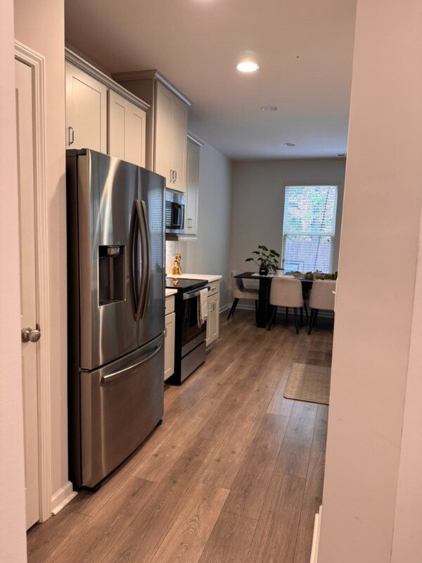 Photo - 2945 Cottage Ln