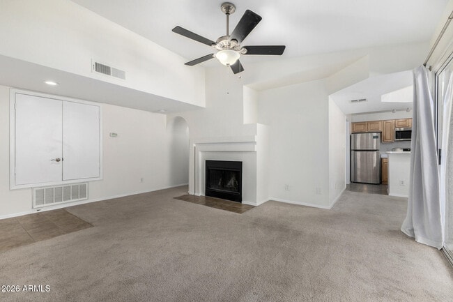 Building Photo - 1880 E Morten Ave Unit 217