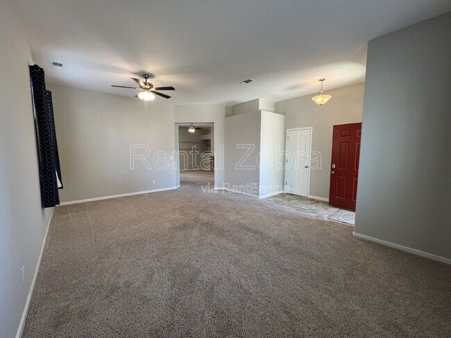 Photo - 335 Tashima Dr