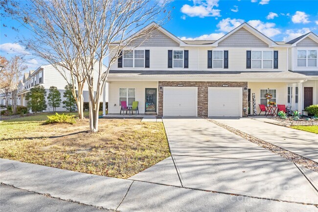 Building Photo - 14024 Singleleaf Lane Rental