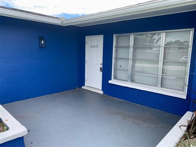 Photo - 22097 Bronxville Ave