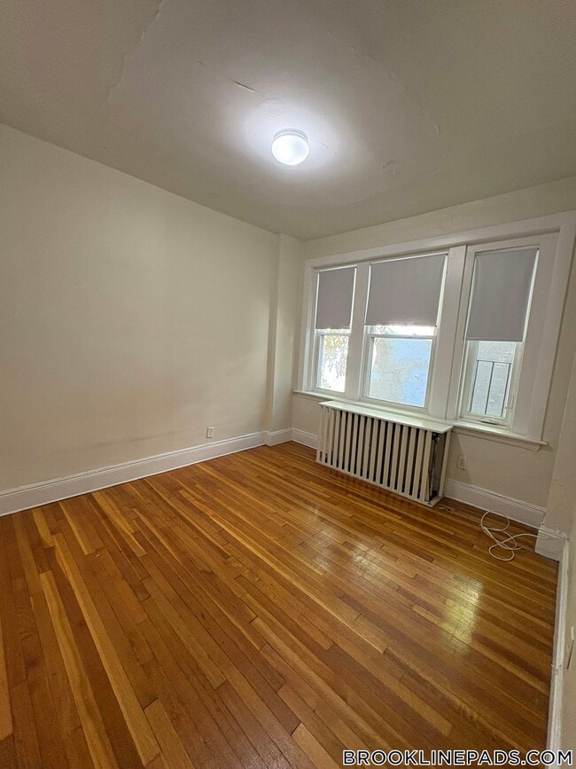 Photo - 33 Lancaster Terrace Unit 104