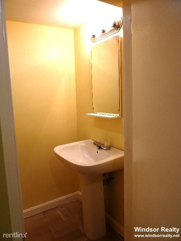 Photo - 3 br, 1 bath Condo - 169 Windsor St