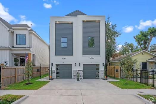 Building Photo - 706 E 37th St Rental