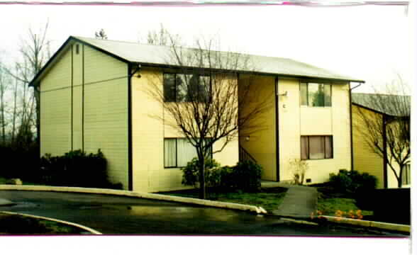Hillcrest Park Apartments - Hillcrest Park Apartments