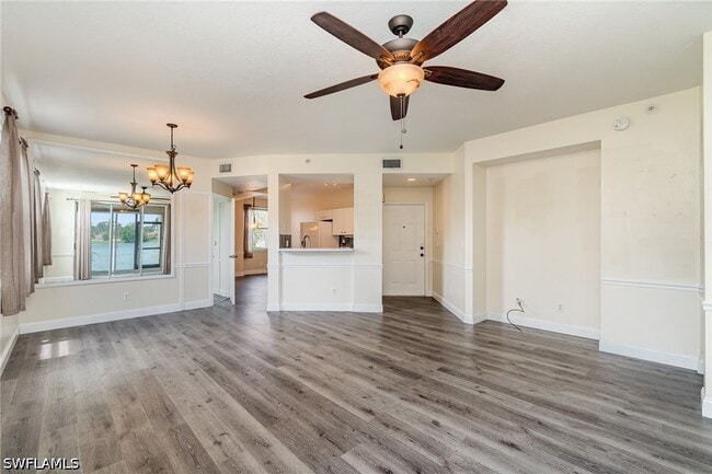 Photo - 2408 Millcreek Ln Unit 104