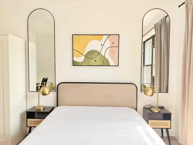 Nice room in a good neighborhood