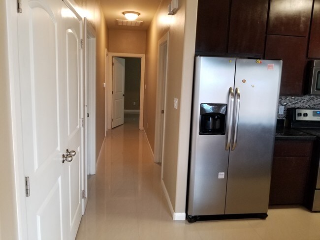1428 Leann Rimes Rd Unit B