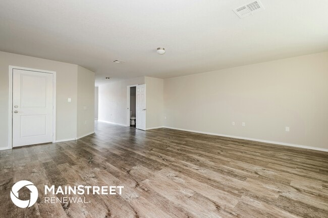 Photo - 710 Titleist Cove