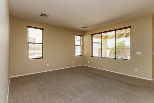 Photo - 3297 E Ivanhoe St