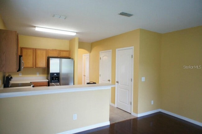 Photo - 427 Wilton Cir