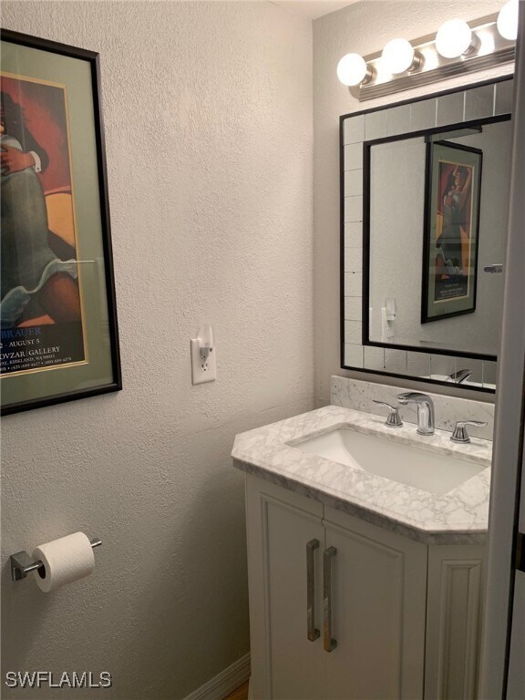 Photo - 7406 Lake Breeze Dr Unit 513