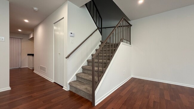 Photo - 4124 Salford Ct
