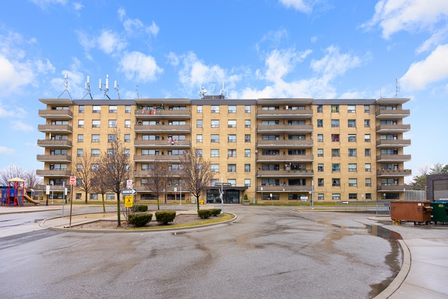 Building Photo - 70 Esther Lorrie Drive