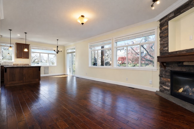 Photo - 34130 Old Yale Rd