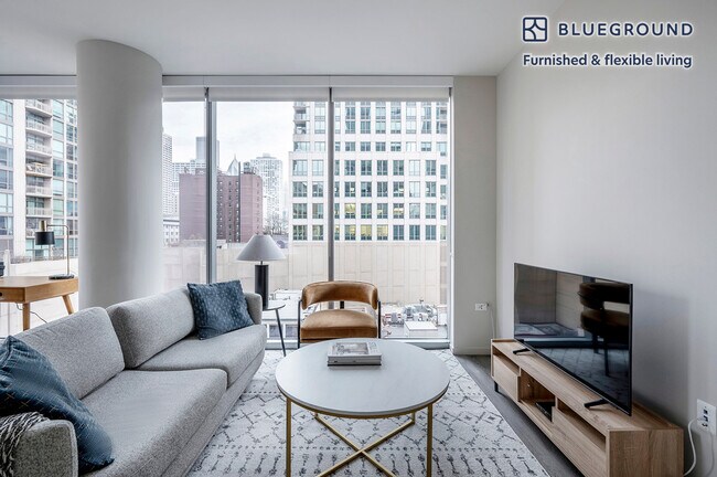 Photo - 8 E Huron St Unit FL8-ID838