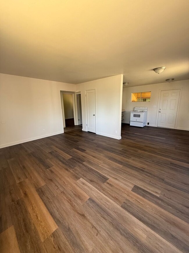 Photo - Newly Updated Cottage in Coquille