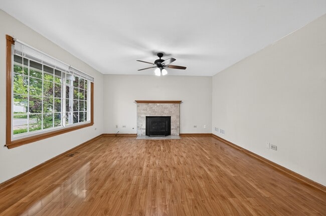 Photo - 1301 Brookfield Dr