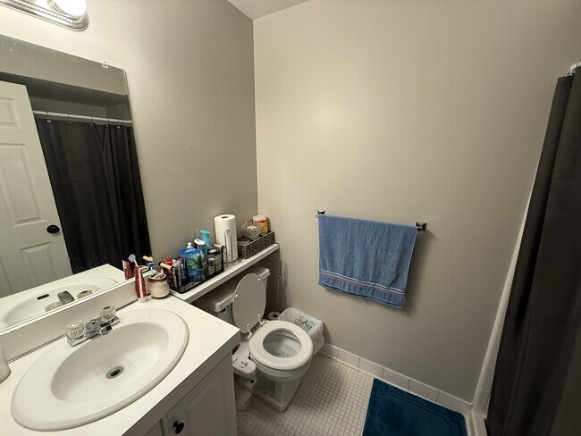 Photo - 14211 Ivanhoe Dr