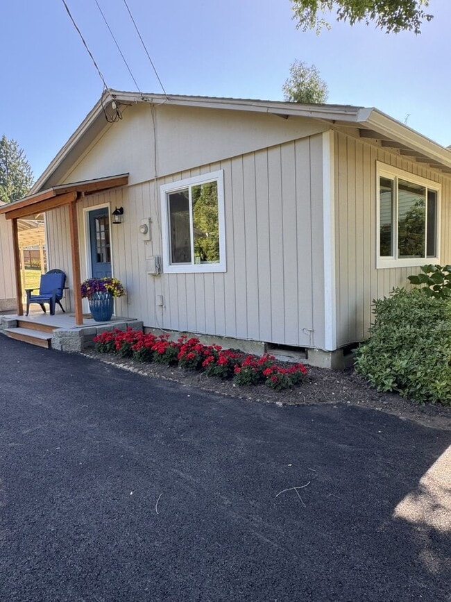Photo - 10940 SW North Dakota St