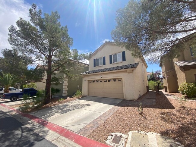 Two-story, 3 bedrooms located in Peccole R... - Two-story, 3 bedrooms located in Peccole R... House