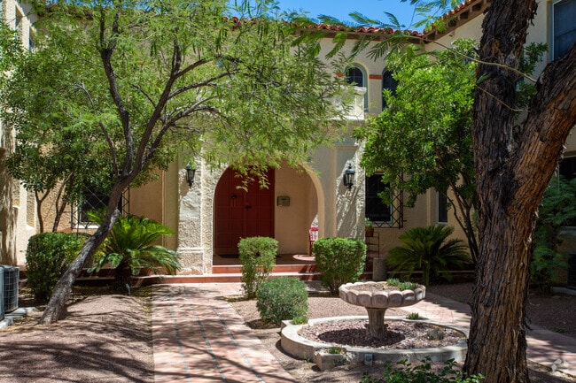 Photo - Don Martin Apartments