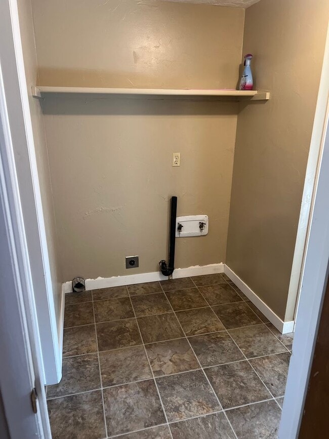 Photo - Tall Unit 390 Tall Ave