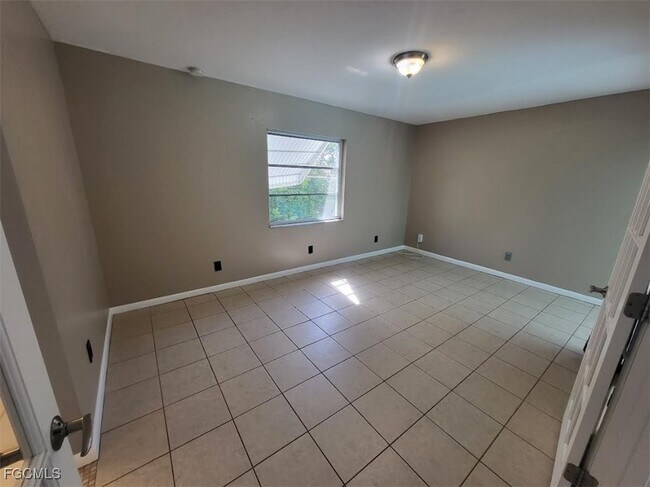 Photo - 4504 SW 7th Pl