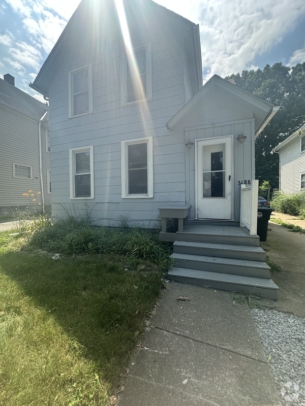Building Photo - 3188 W 92nd St Rental