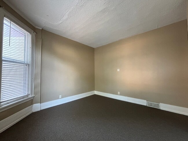 Photo - 783 6th St E Unit 3