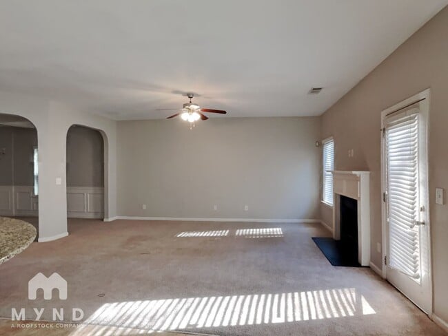 Photo - 1576 Pressley Ln