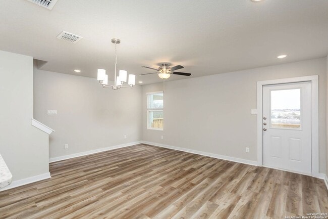 Building Photo - 336 Abigail Aly Rental
