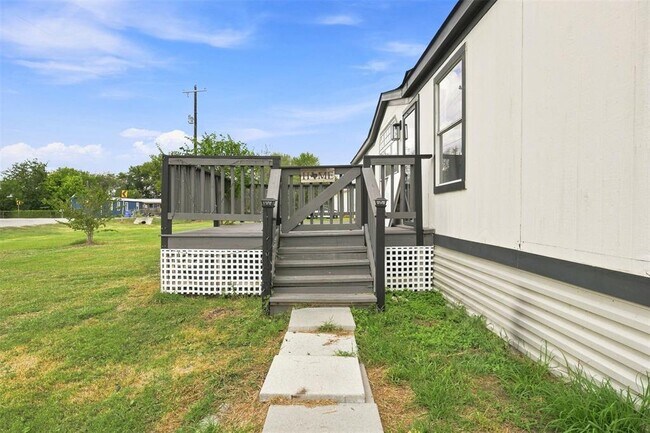 1151 Heidenreich Ln