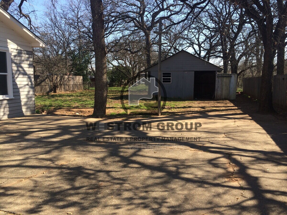 Photo - 136 Arthur Dr