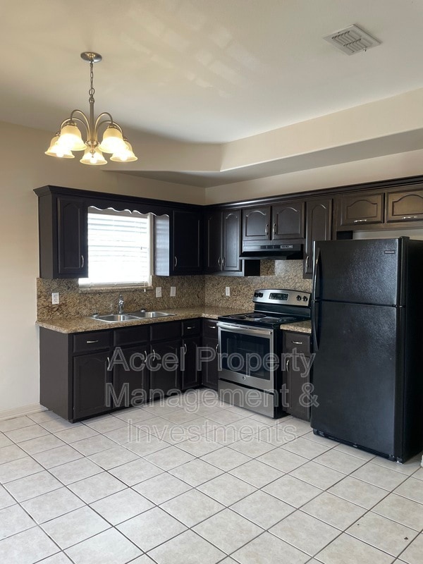 Photo - 201 Gastel Cir Unit F
