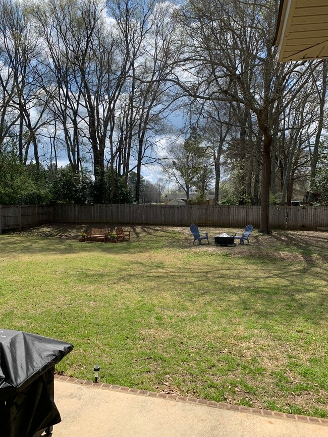 Photo - 105 Stonegate Trail