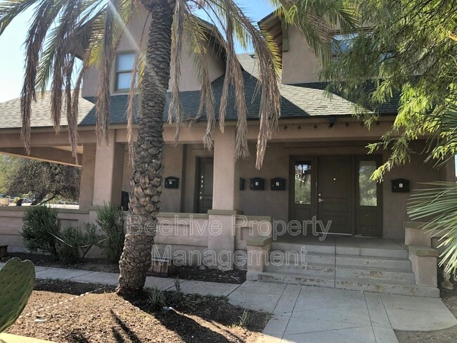 Building Photo - 1301 W Monroe St