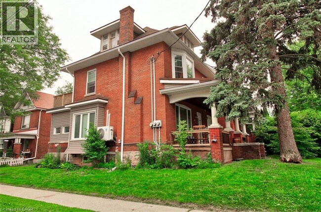 Photo - 189 Prospect St S