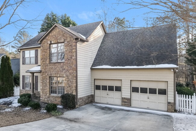 Photo - 775 Riverside Walk Crossing NE