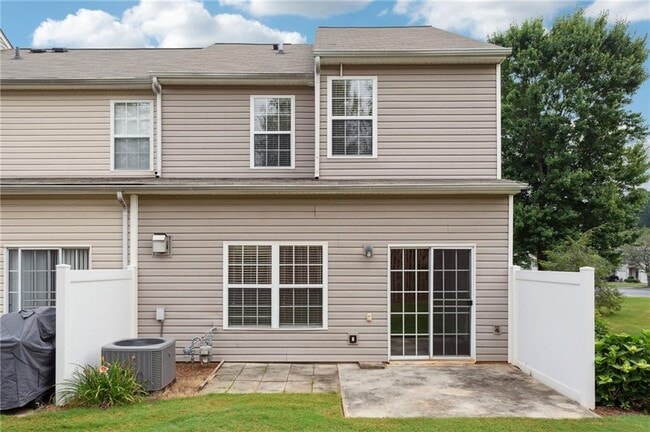 Photo - 372 Azalea Cir