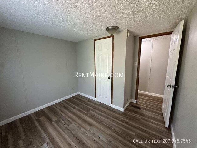 Photo - 29 Balsam Ln