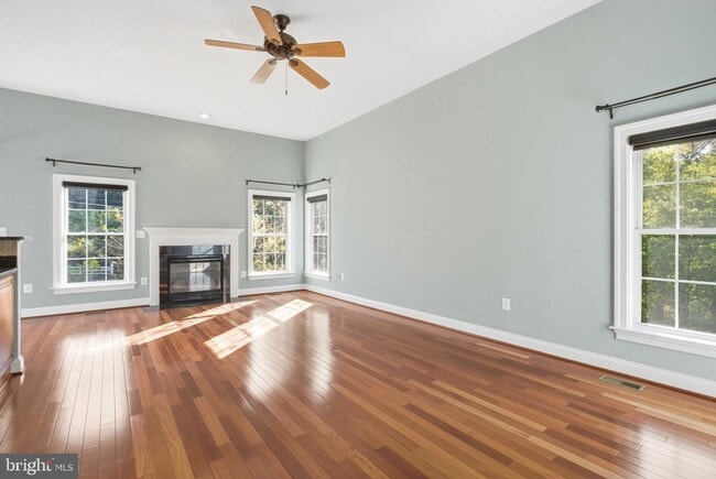 Photo - 6411 Velliety Ln