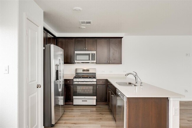 Photo - 13520 Knights Br Dr