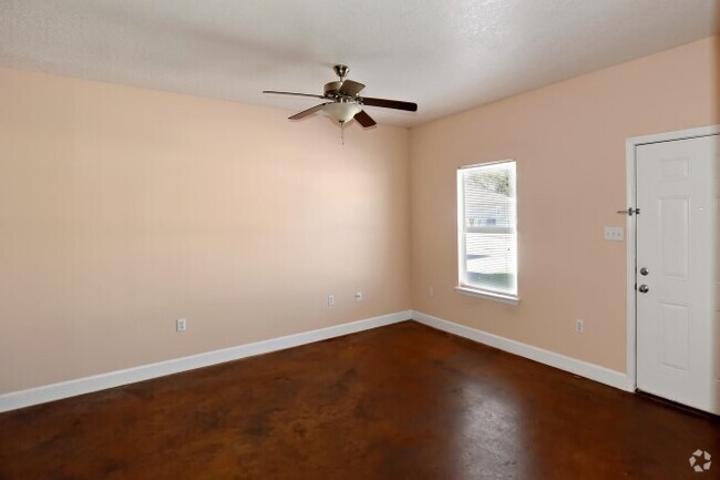 Building Photo - New Orleans Ave Rental