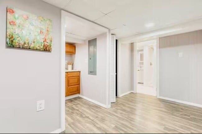 Photo - 2 Hockanum Way