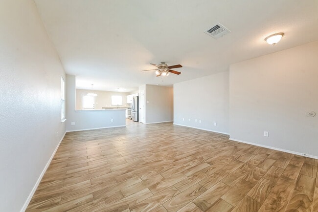 Photo - 126 Stanford St