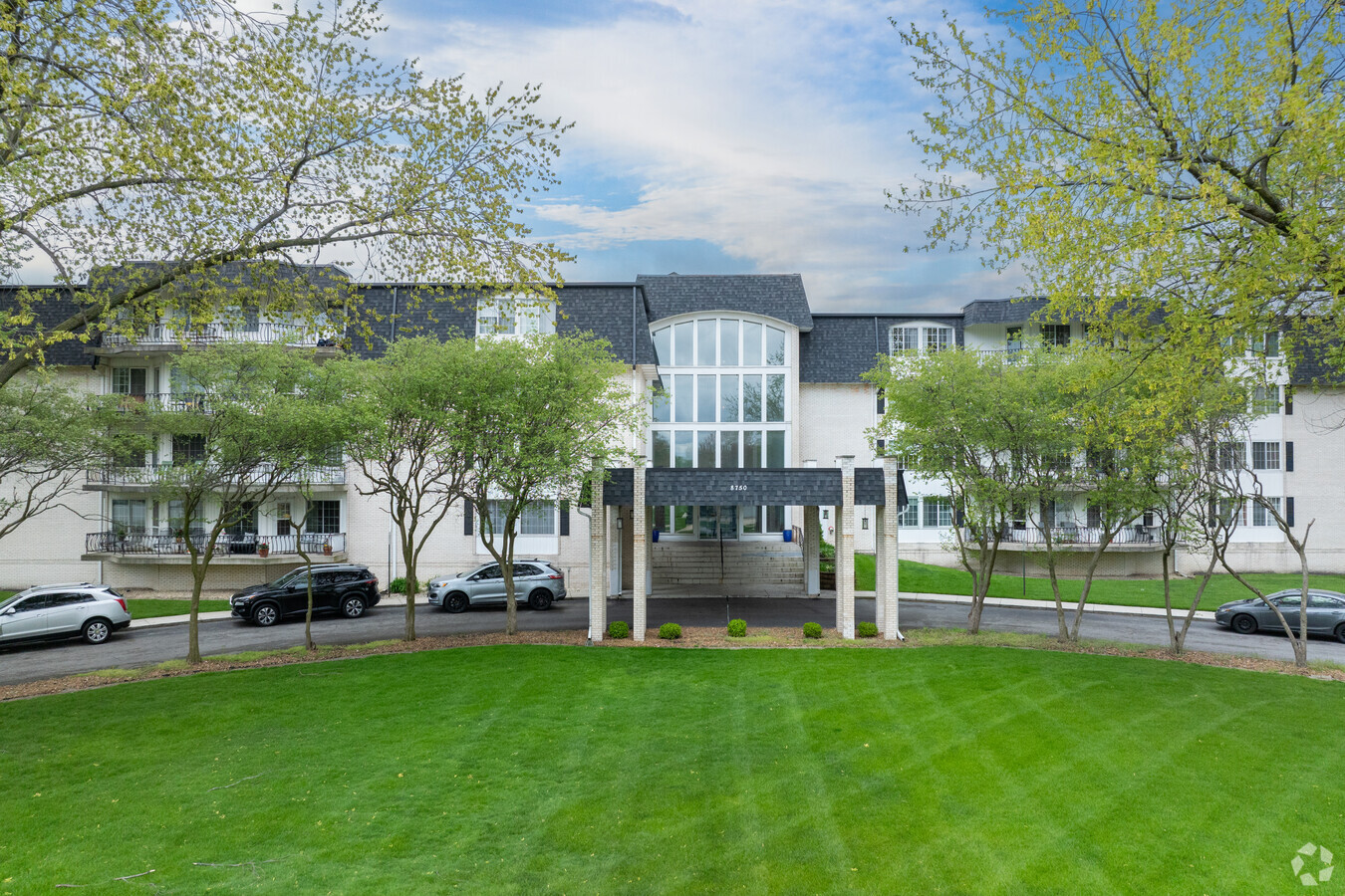 Photo - Harrison Heights Condominiums