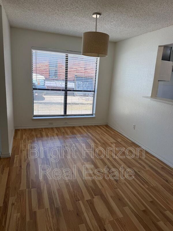 Photo - 3006 Post Oak Dr
