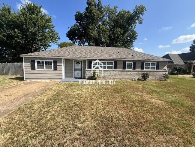Building Photo - 934 E Holmes Rd Rental